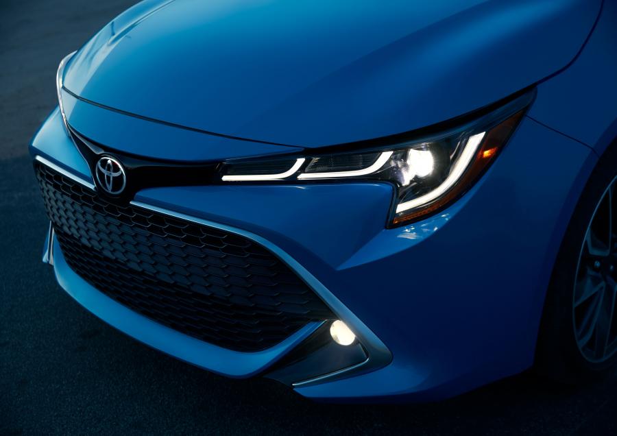 Детали экстерьера Toyota Corolla XSE Hatchback 2018 года  (NA) (фото 8 из 88)